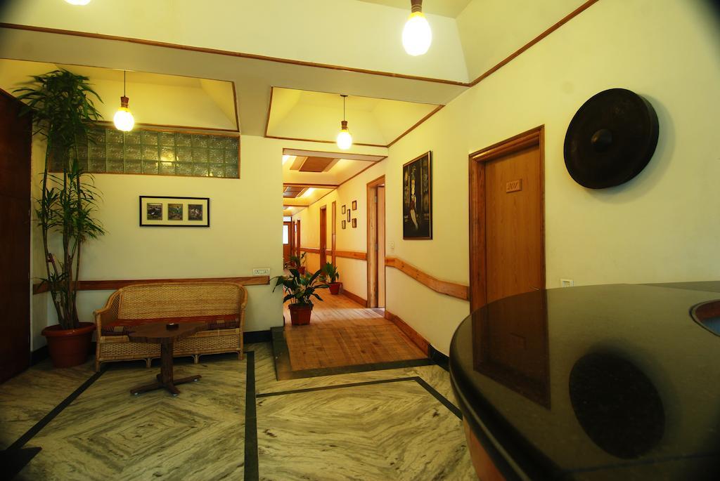 The Eee Cee Hotel Shillong Exterior foto